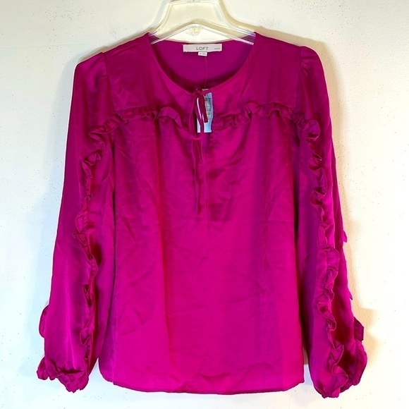 NWT. LOFT Small Petite Ruffle Sleeve Mix Media Blouse. - Picture 2 of 12